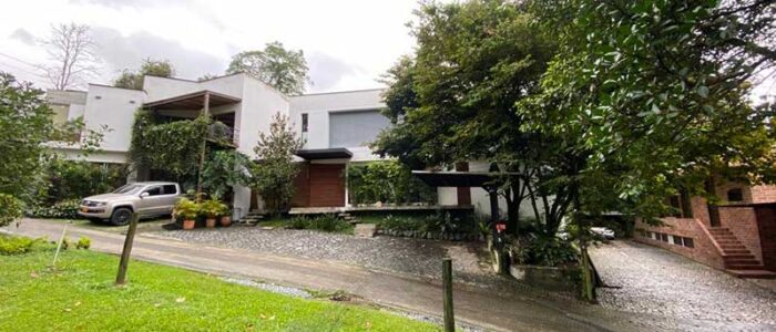 houses for sale in colombia medellín