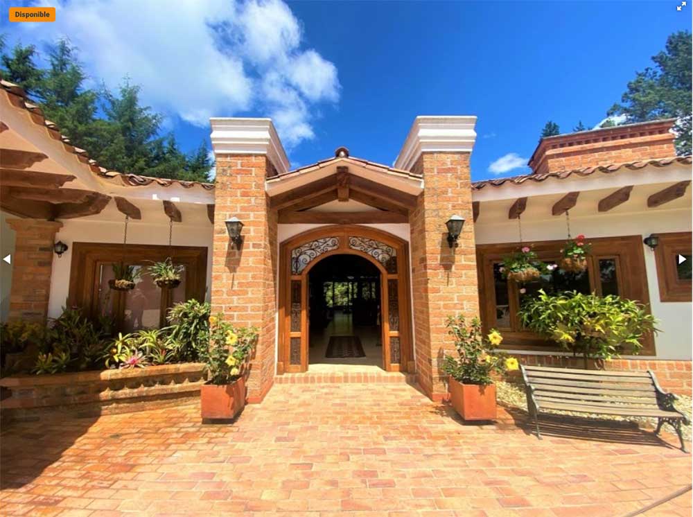 LUXURY HOME MEDELLIN